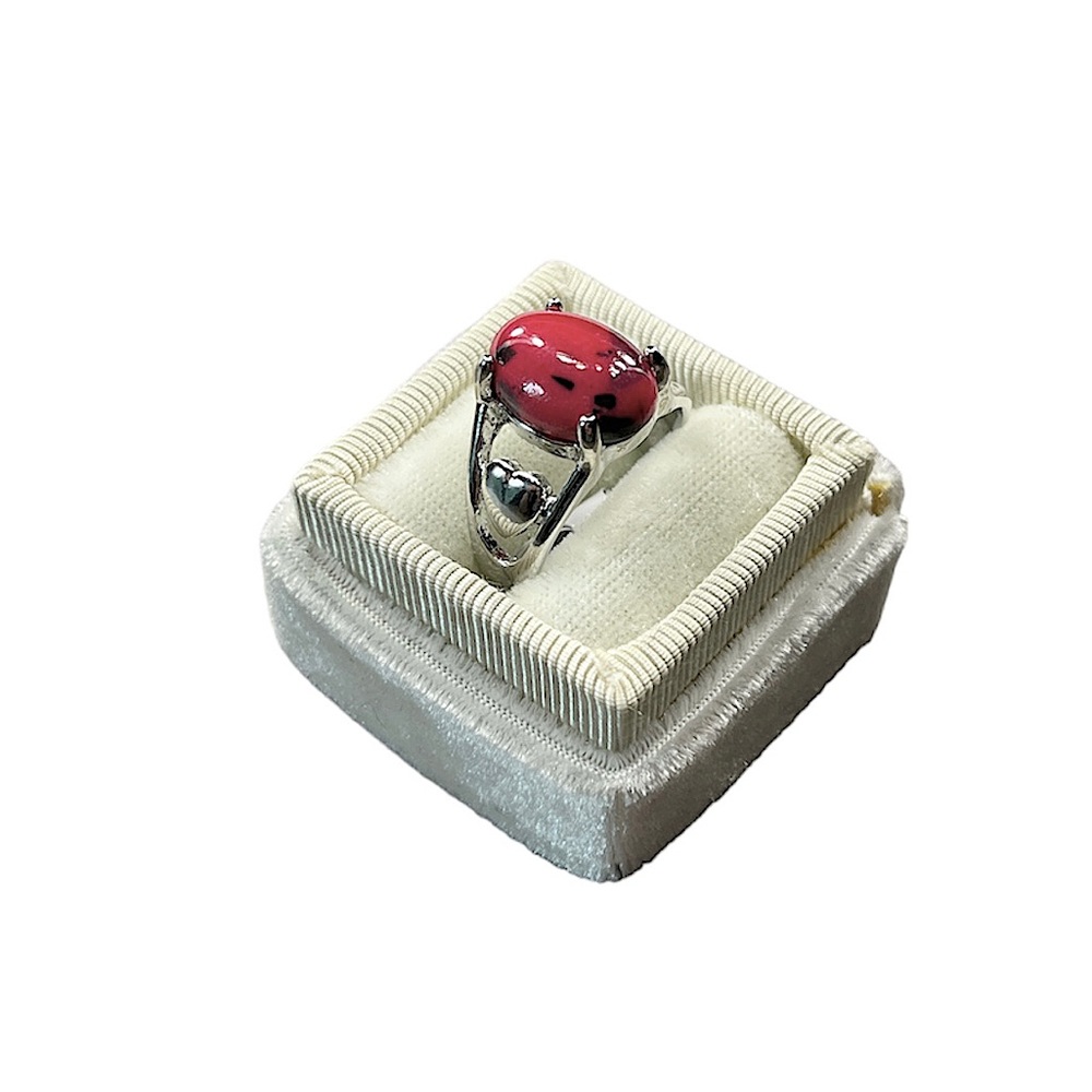 LADYBUG red simulated oval-shaped stone ring set in silver band size 8 new NWT